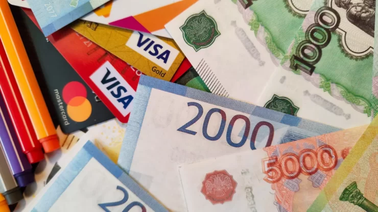 Visa, Mastercard và PayPal đình chỉ các hoạt động của Nga để đối phó với cuộc xâm lược Ukraine