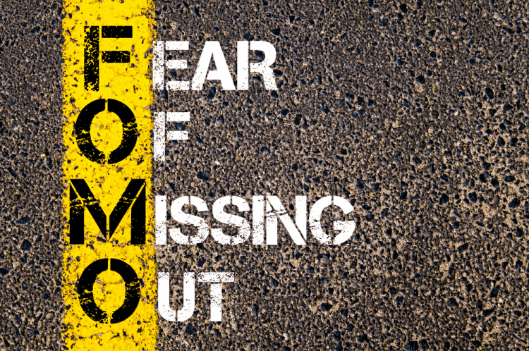 Giải thích về Nỗi sợ bị bỏ lỡ FOMO trong Crypto